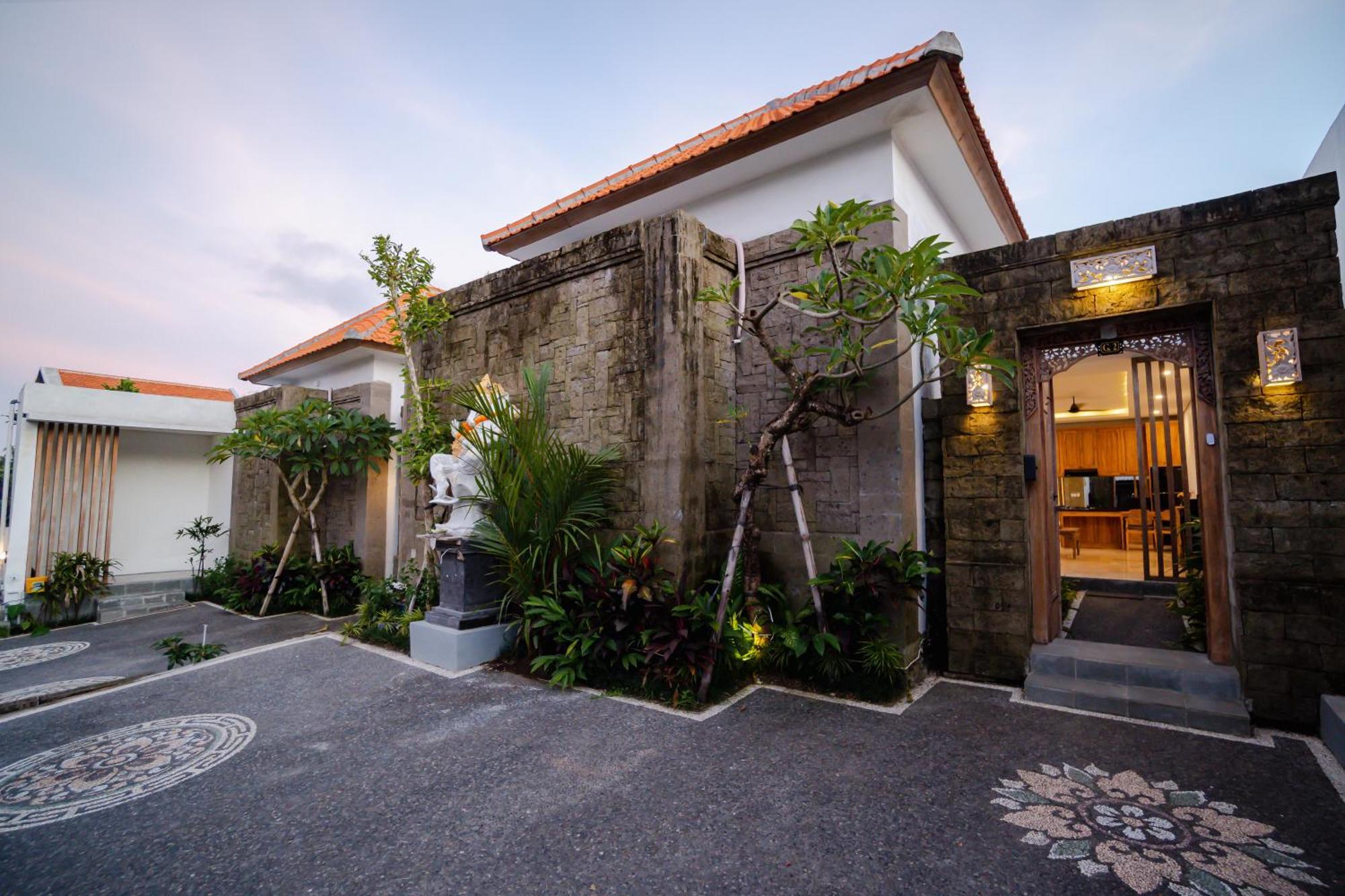 Gyanesh Villa Ubud  Exterior photo